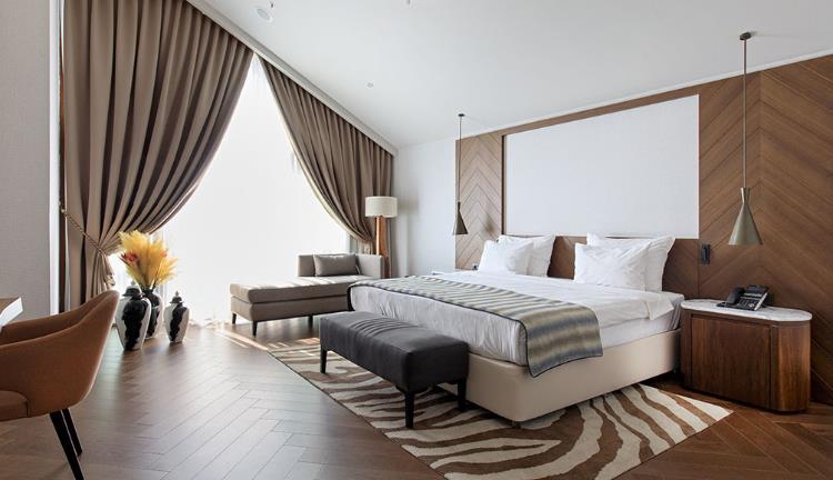 Penthouse Süiti, Büyük Yataklı